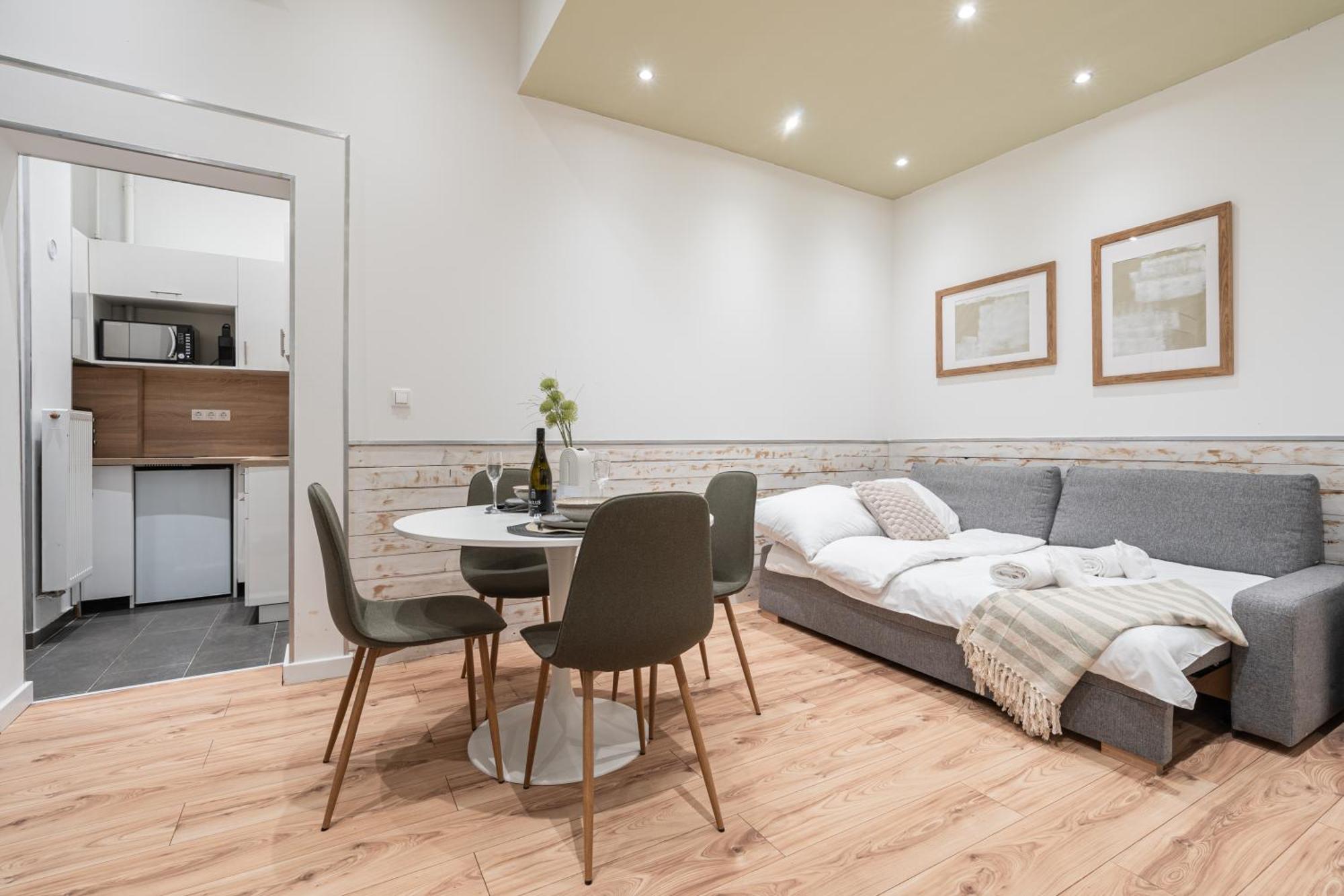 A30 - Akacfa Urban Nest - Location By Bqa Apartament *